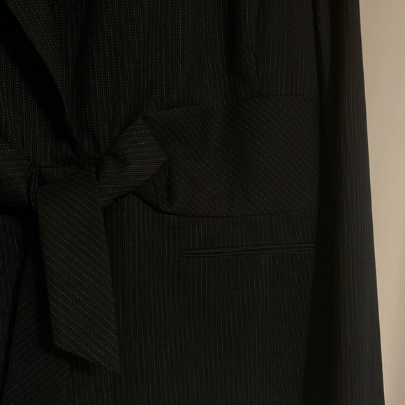 Kasper Navy Pinstripe Suit Jacket 14 - Picture 5 of 6